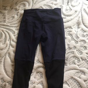 ALO YOGA GODDESS LEGGING NAVY AND BLACK